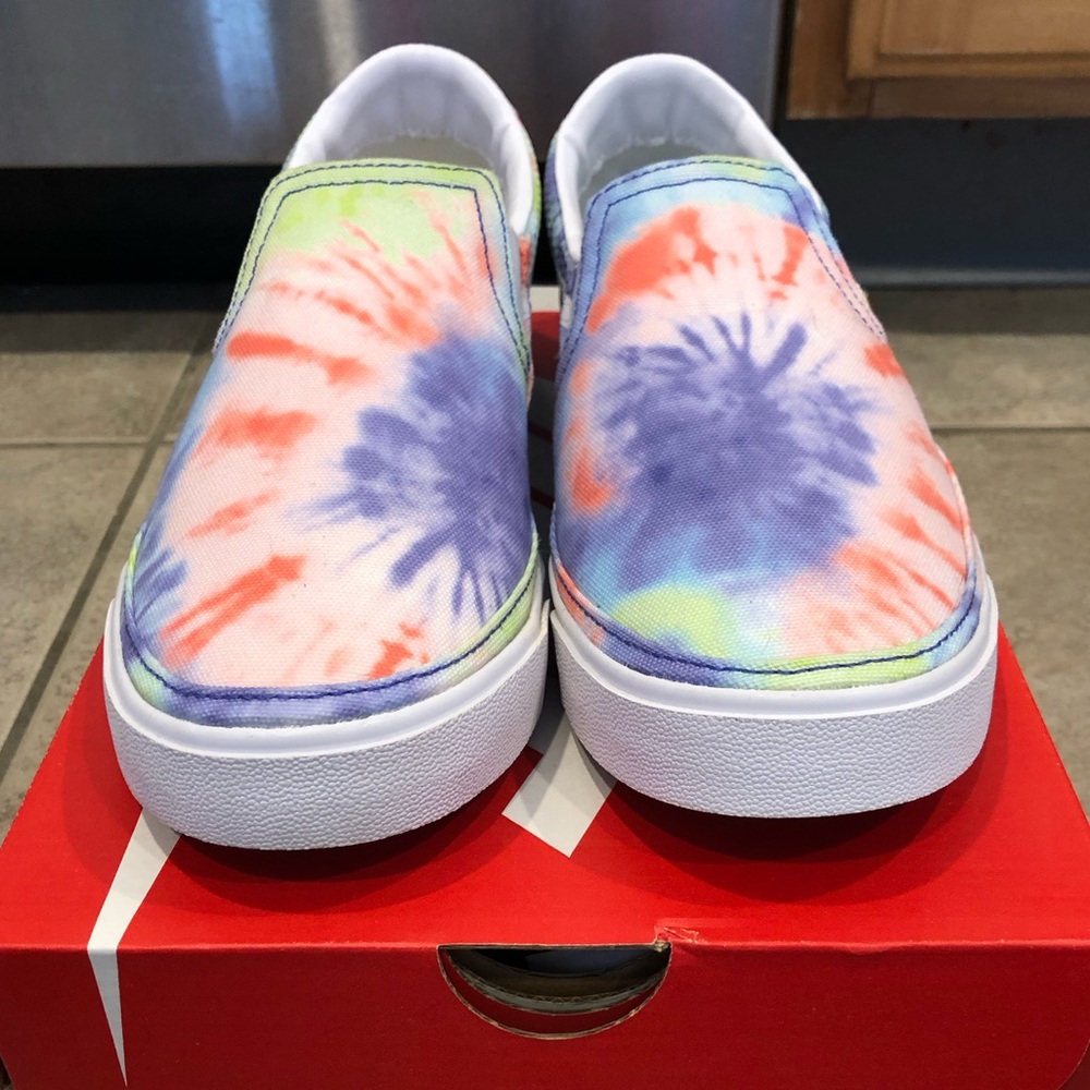 Nike Court Legacy Print Slip-On Tie Dye Women’s Sneakers